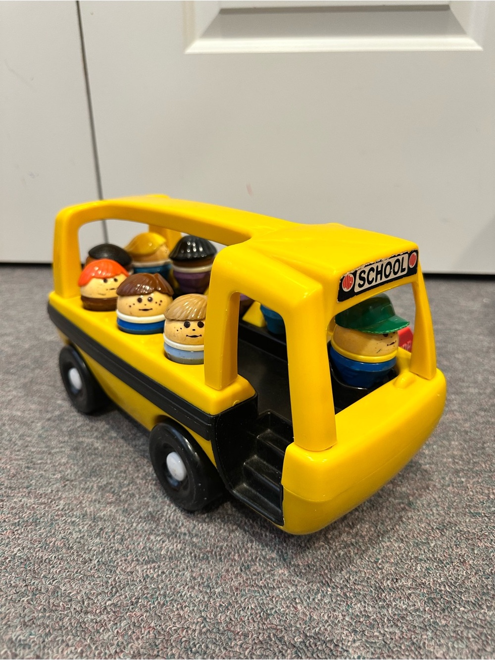 Vintage 1988 Toddler Tots Little Tikes School Bus with 8 Figures & Bus Driver